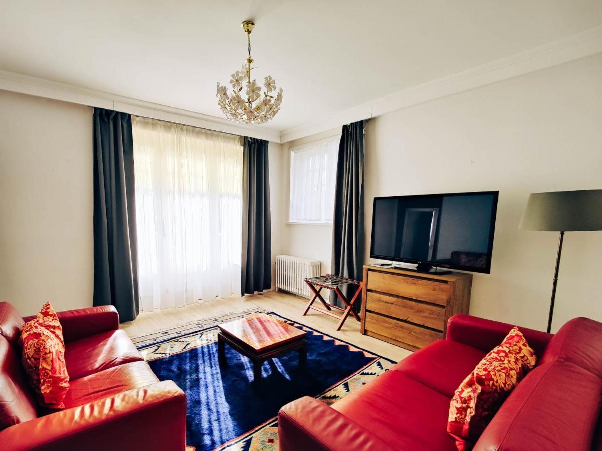 Boutique Hotel Joli bois Le Coq Extérieur photo